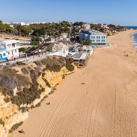 Refurbished Beachfront House, Pool, Ac, Wifi, Albufeira, Sea View Kültér fotó