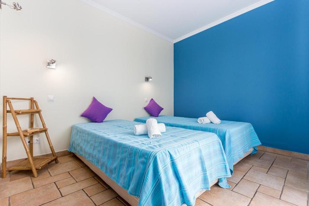 Refurbished Beachfront House, Pool, Ac, Wifi, Albufeira, Sea View Kültér fotó